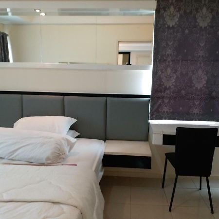 Apartment Cosmo Terrace Jakarta Exterior foto