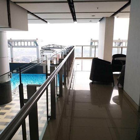 Apartment Cosmo Terrace Jakarta Exterior foto